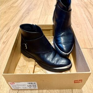 Fitflop Chiara Black Leather Ankle Boots